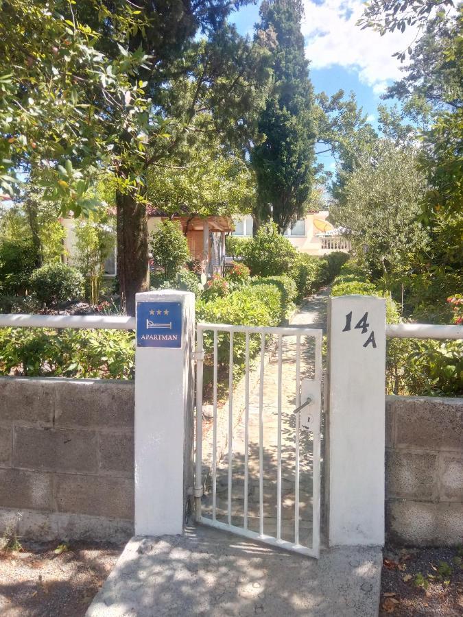 Apartmani "Ostro" Crikvenica Кралевица Екстериор снимка