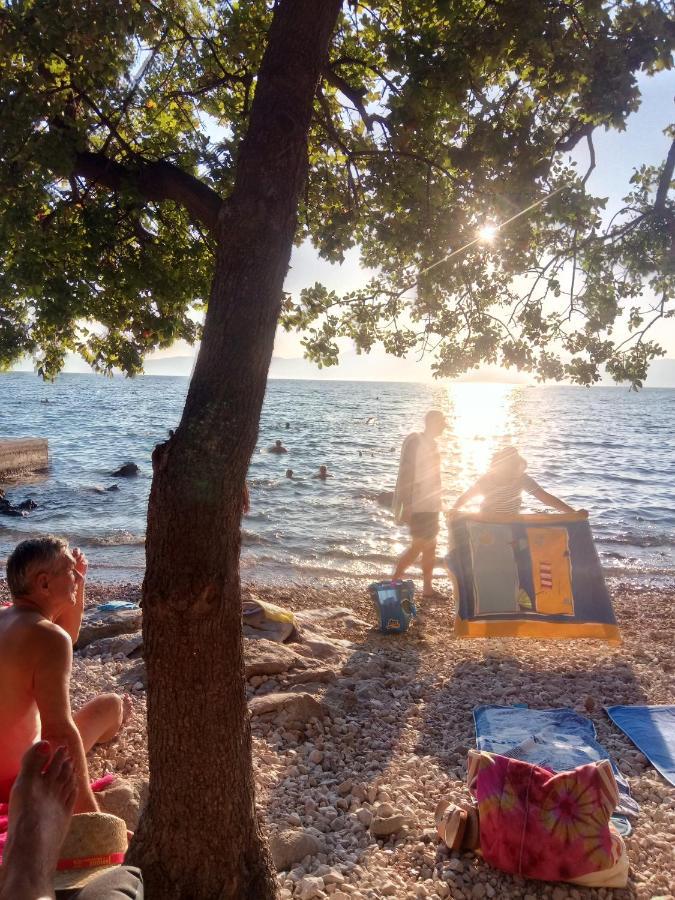 Apartmani "Ostro" Crikvenica Кралевица Екстериор снимка