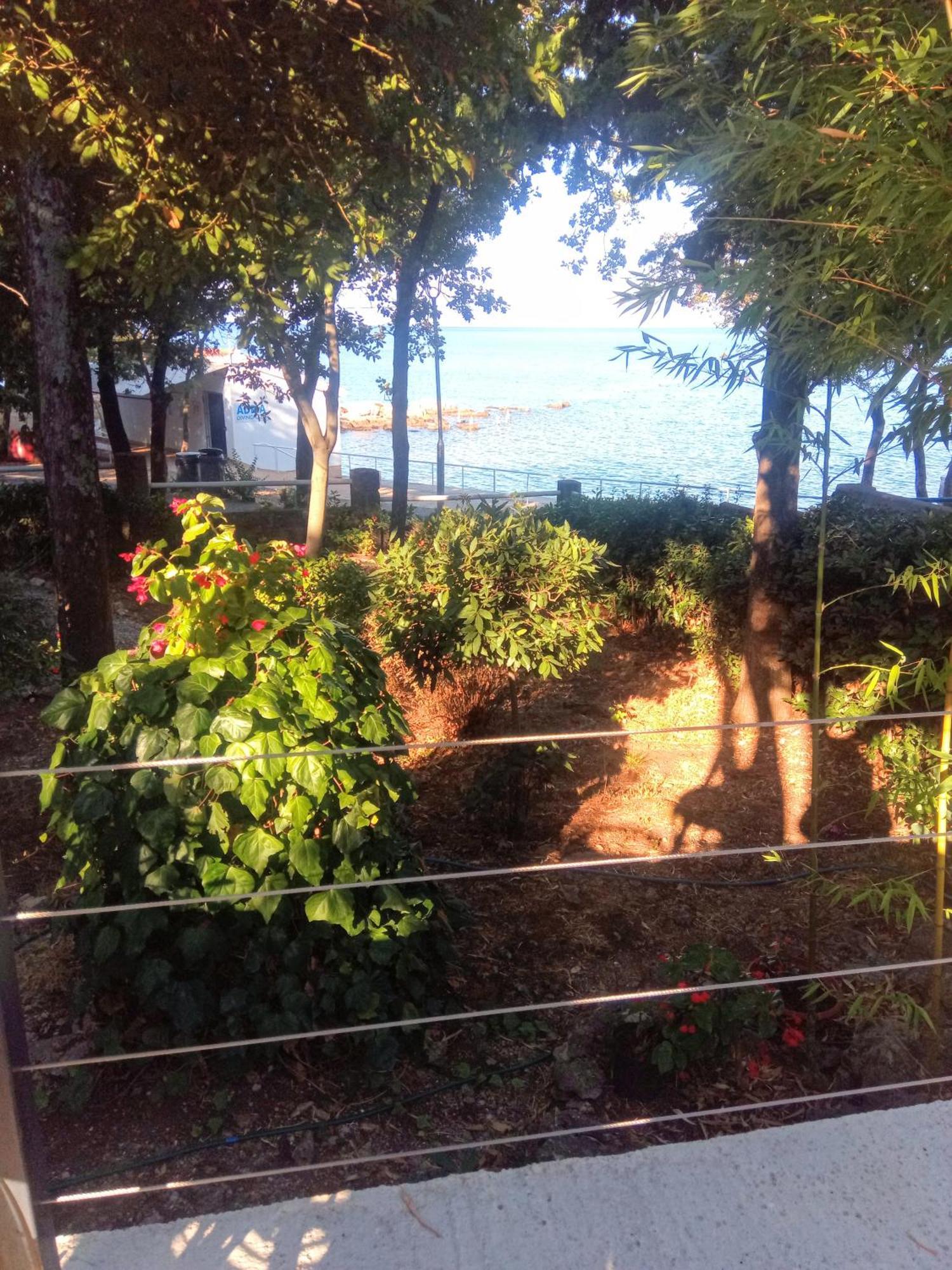 Apartmani "Ostro" Crikvenica Кралевица Екстериор снимка