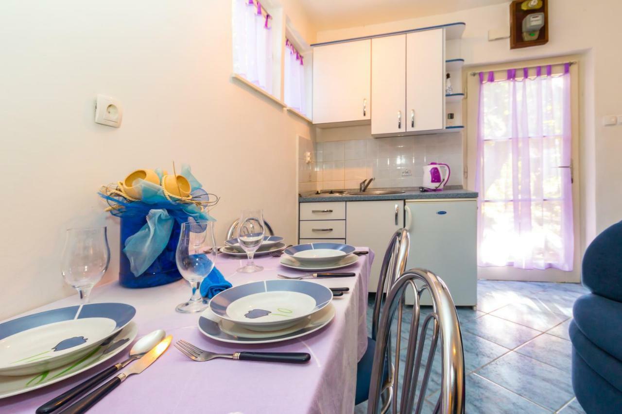 Apartmani "Ostro" Crikvenica Кралевица Екстериор снимка